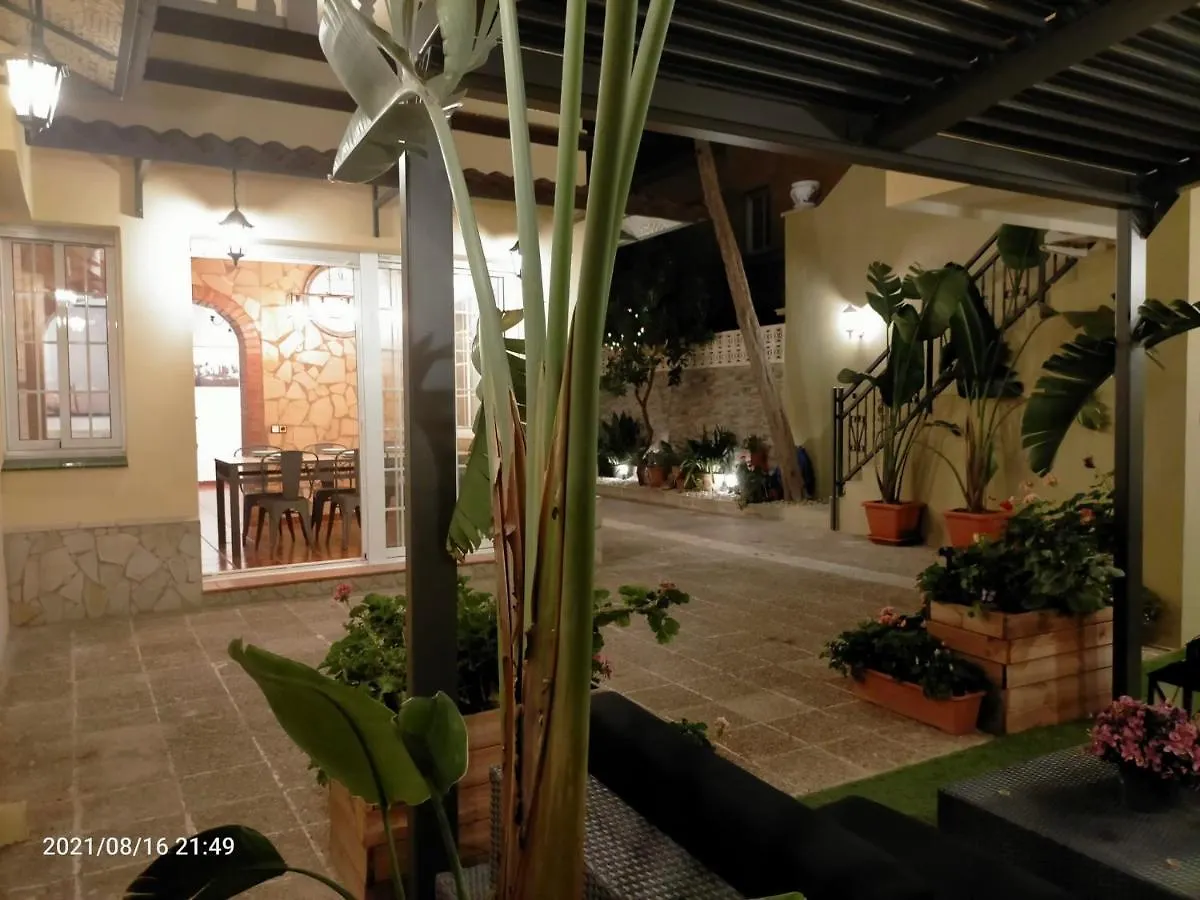Casa Flores Del Mediterraneo Бадалона Испания