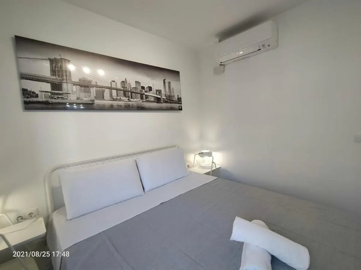 Casa Flores Del Mediterraneo Бадалона