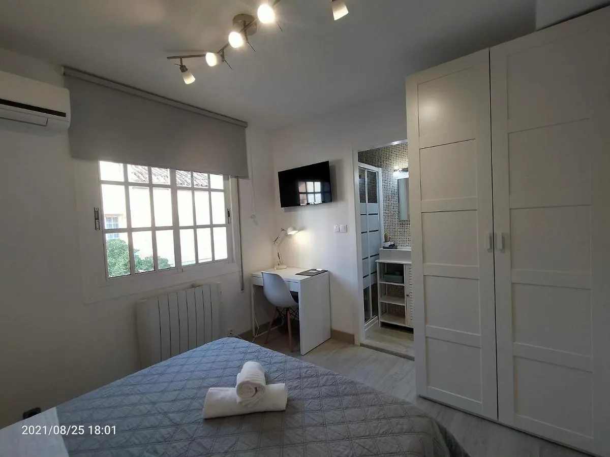 Casa Flores Del Mediterraneo Бадалона 0*,