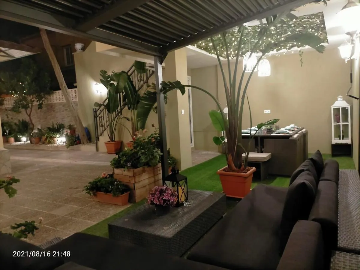 Casa Flores Del Mediterraneo Badalona Privatunterkunft