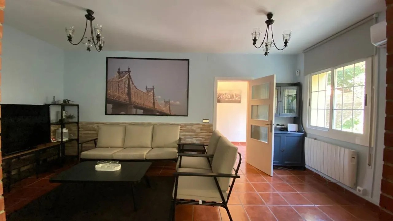 Casa Flores Del Mediterraneo Бадалона Проживание в семье
